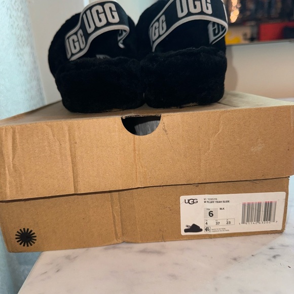 UGG fluff slides - Picture 6 of 6